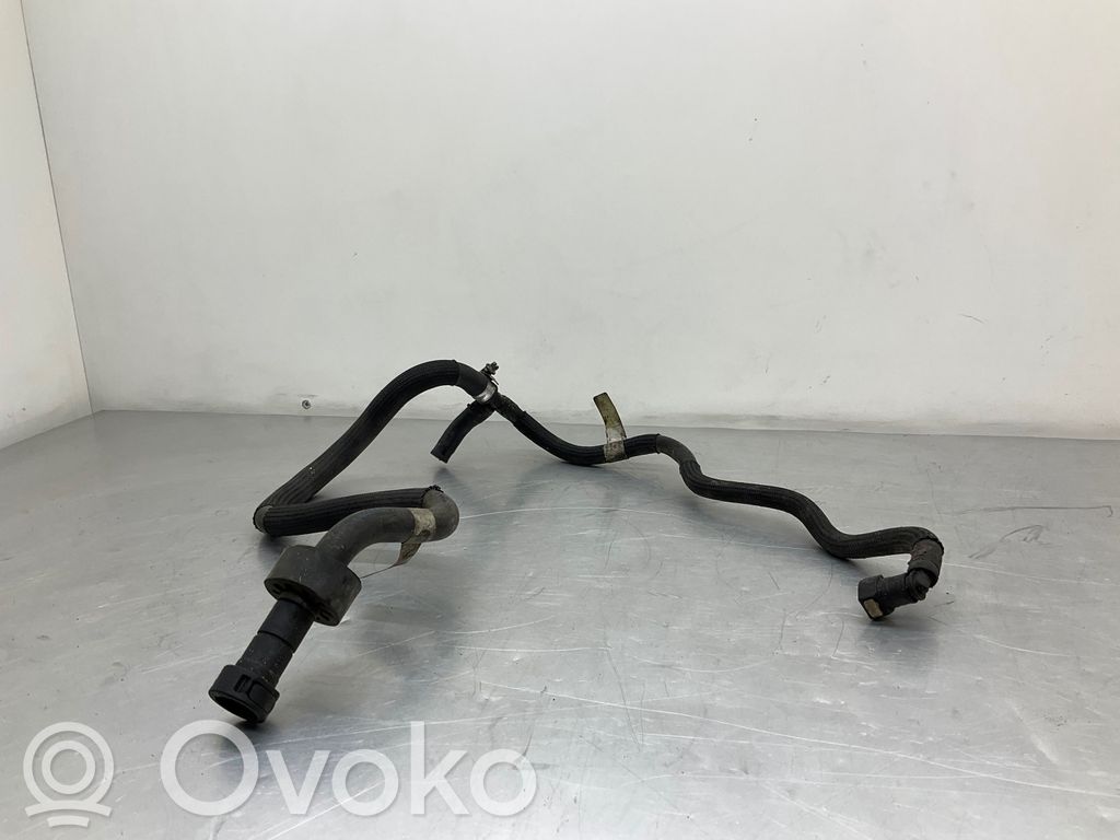 BMW 3 E90 E91 Fuel line pipe 