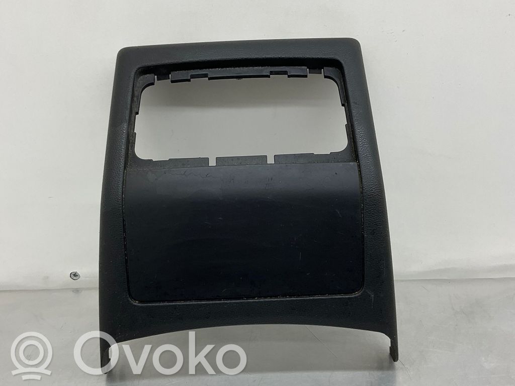 BMW 3 E90 E91 Autres éléments de console centrale 