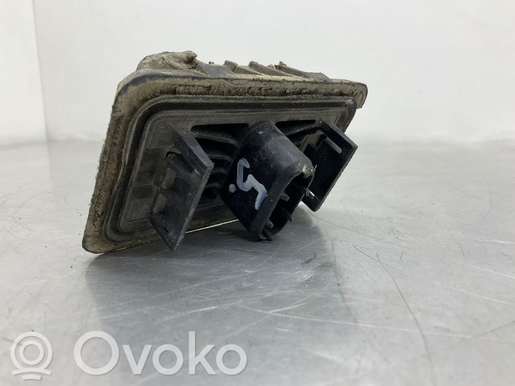 BMW 5 E60 E61 Jacking socket point 
