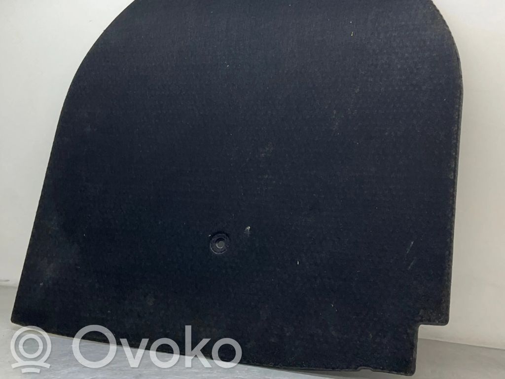 BMW 5 E60 E61 Bagažinės grindys 