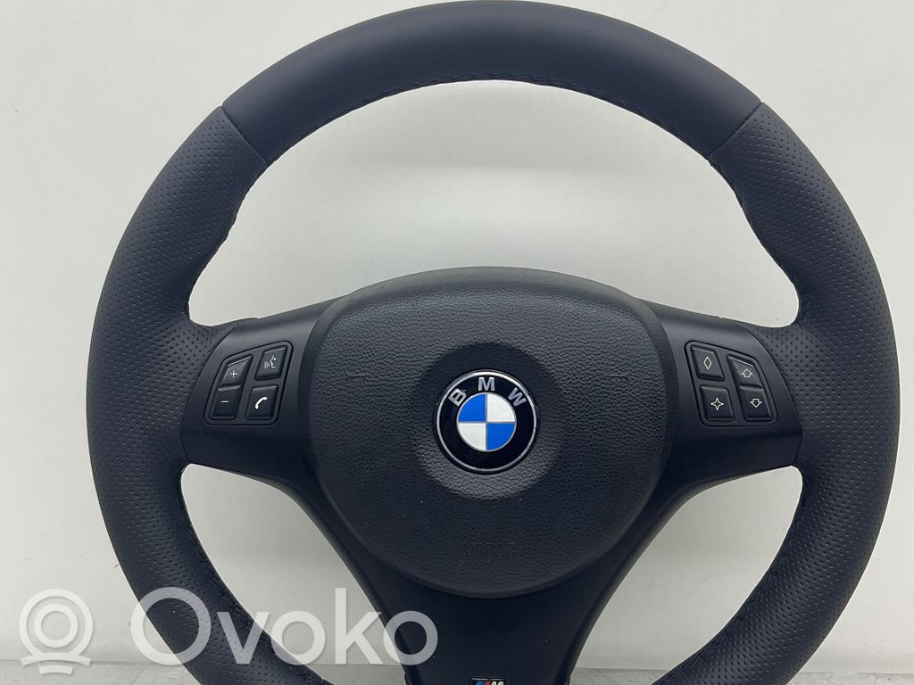 Steering wheel   6772147