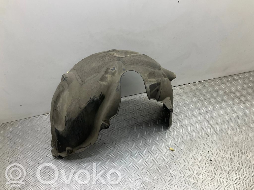 BMW 5 E60 E61 Задний подкрылок 