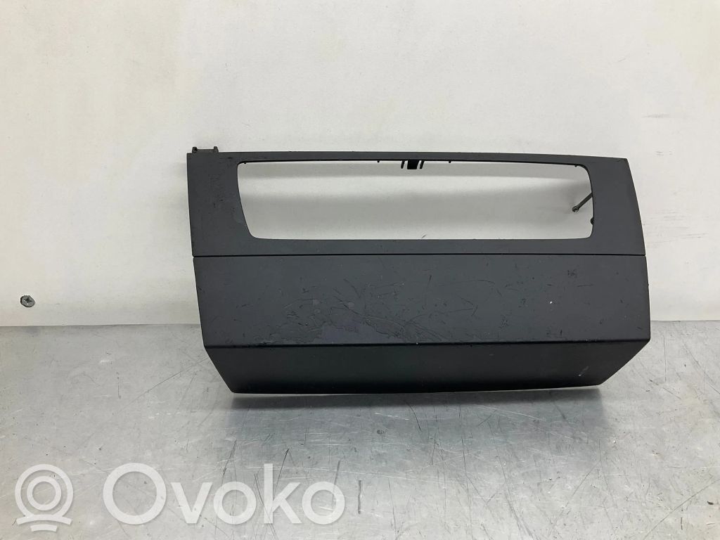 BMW 3 E92 E93 Kita salono detalė 