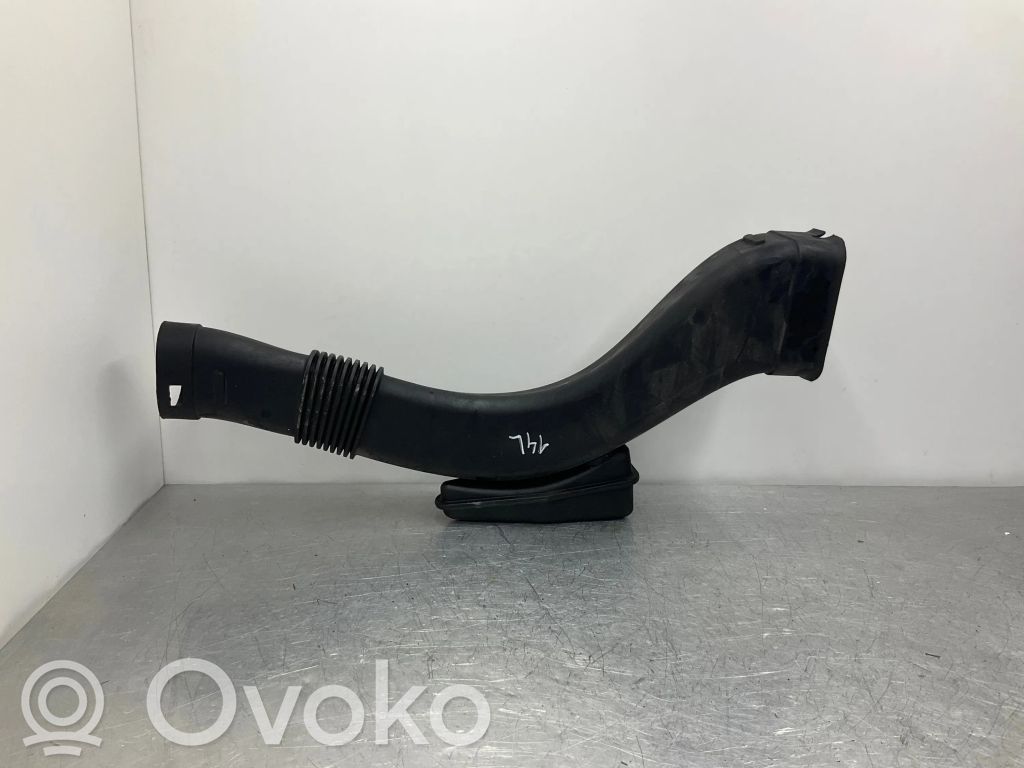 BMW 5 F10 F11 Część rury dolotu powietrza 