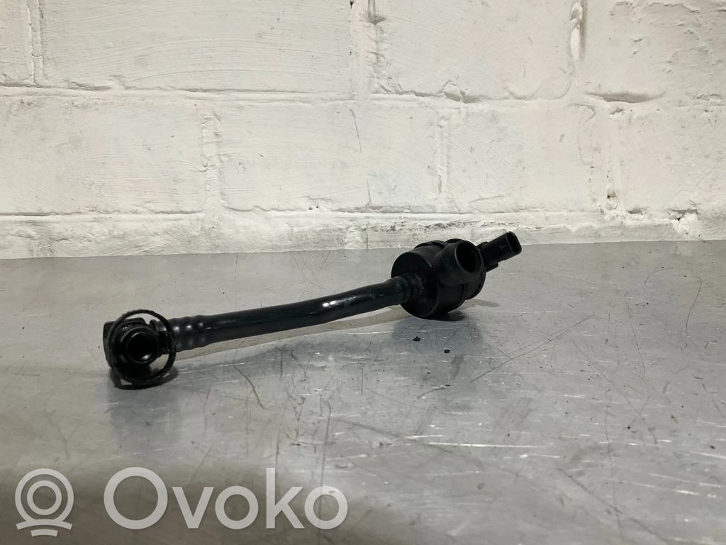 BMW 5 F10 F11 Alsuoklis/ alsuoklio vamzdelis (-ai)/ žarna (-os) 
