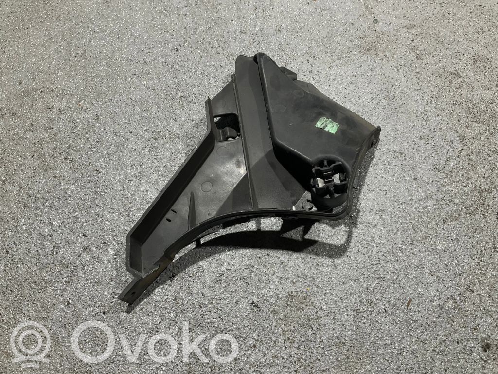 BMW 5 E60 E61 Aizmugurē bampera stūra daļa 