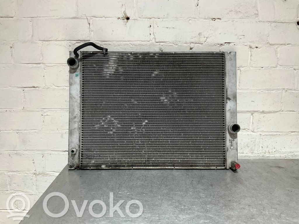 BMW 5 E60 E61 Coolant radiator 