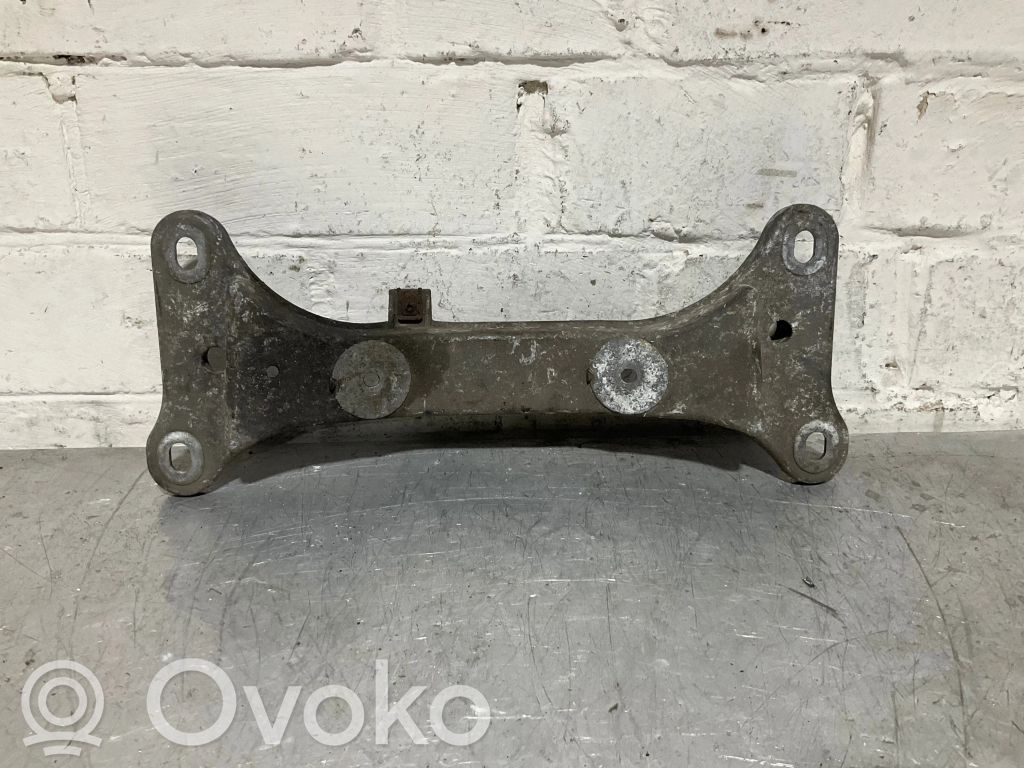 BMW 3 E90 E91 Gearbox mounting bracket 