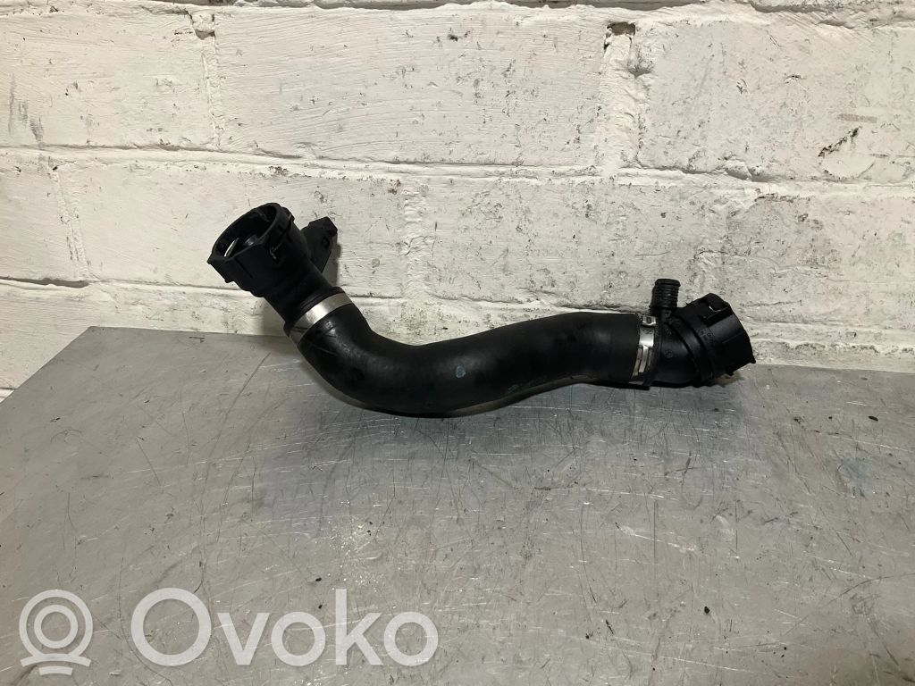 BMW X5 E70 Engine coolant pipe/hose 
