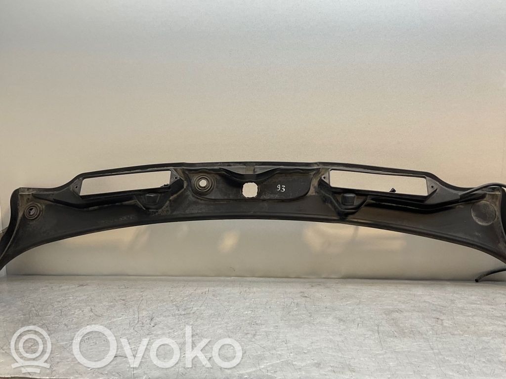 BMW 3 E92 E93 Valytuvų apdaila (-os) 