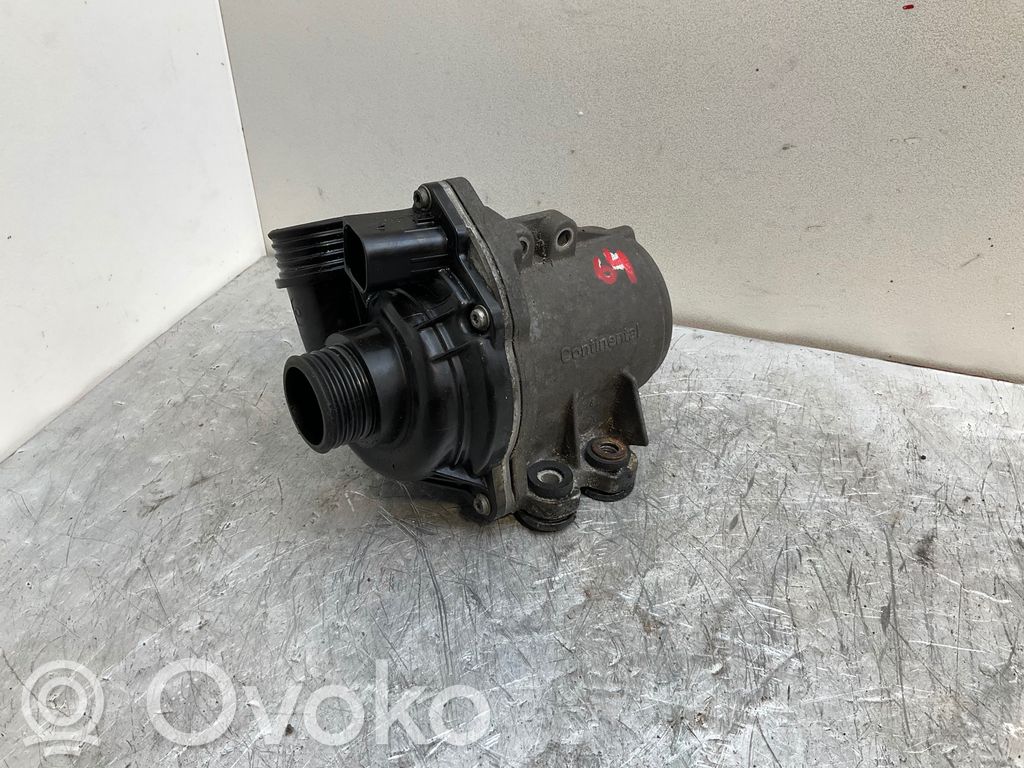 BMW 5 E60 E61 Water pump 