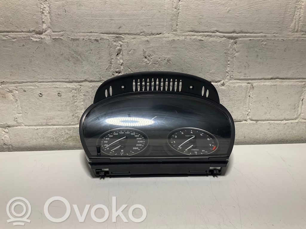 BMW 5 E60 E61 Speedometer (instrument cluster) 