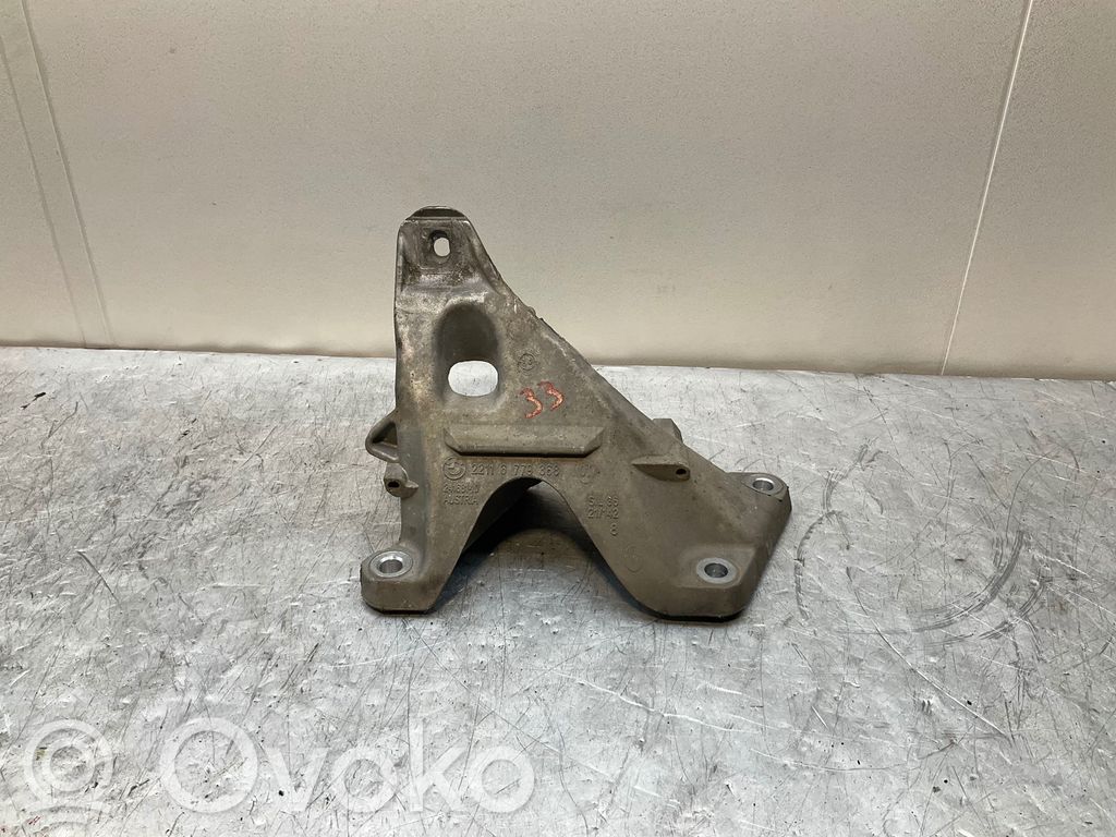 BMW 3 E92 E93 Engine mounting bracket 