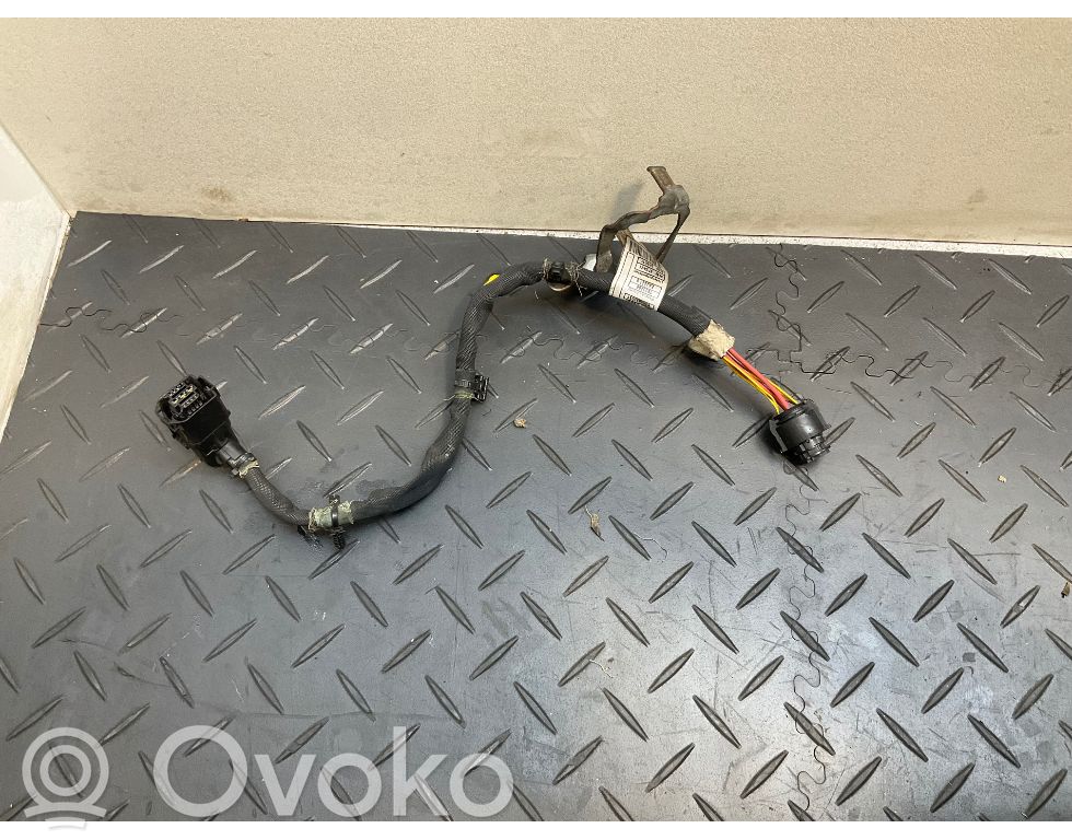 BMW 5 F10 F11 Wiązka przewodów silnika 
