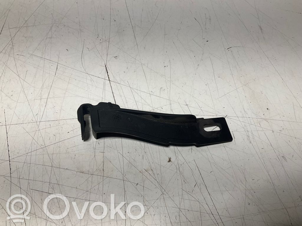 Headlight/headlamp mounting bracket   7227928