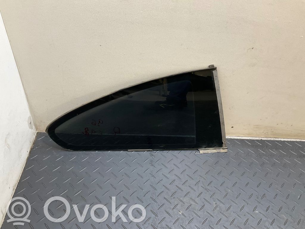 BMW 3 E92 E93 Rear vent window glass 