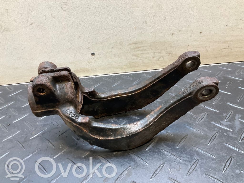 BMW X5 E70 Lower shock absorber bracket 