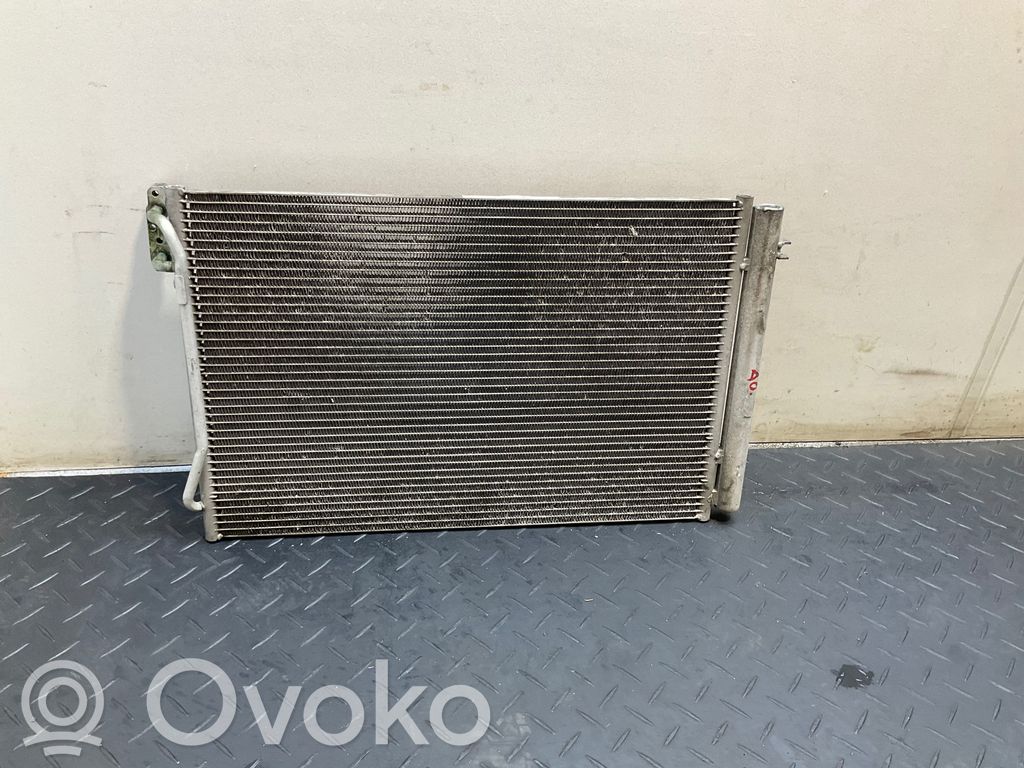 BMW 3 E92 E93 Oro kondicionieriaus radiatorius aušinimo 