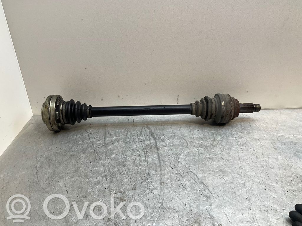 BMW 6 E63 E64 Galinis pusašis 