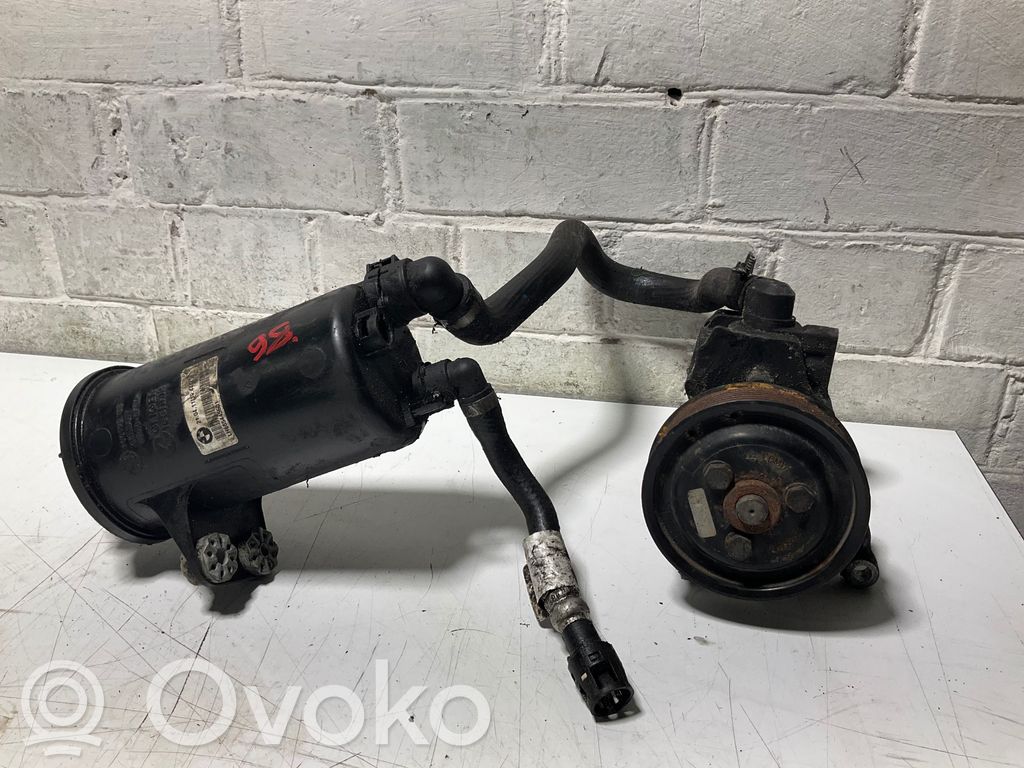 BMW X5 E70 Power steering pump 