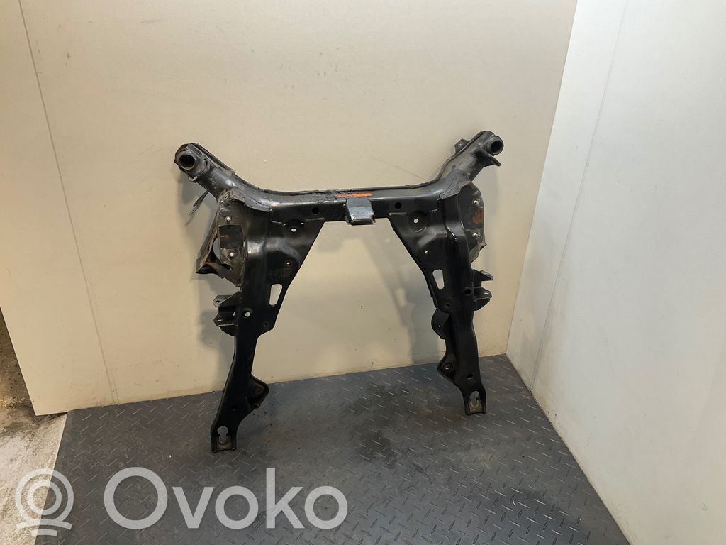 BMW 5 E60 E61 Priekinis traversas 