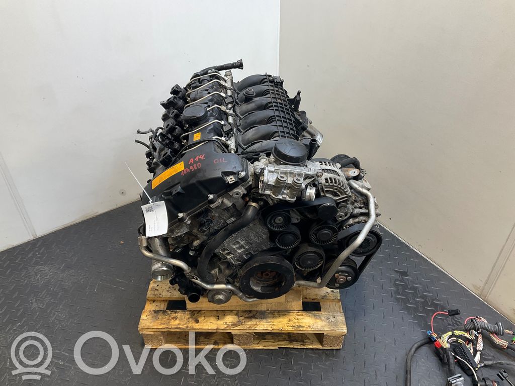 Variklis   8789188G,N54B30