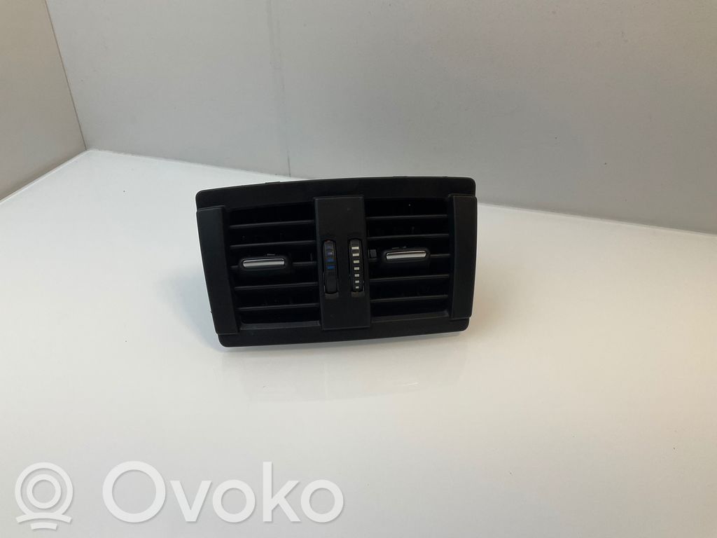 BMW 3 F30 F35 F31 Kratka nawiewu tylna tunelu środkowego 