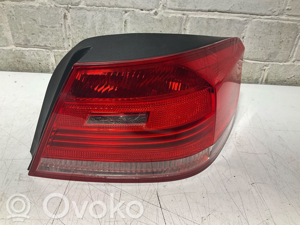 BMW 3 E92 E93 Galinis žibintas kėbule 