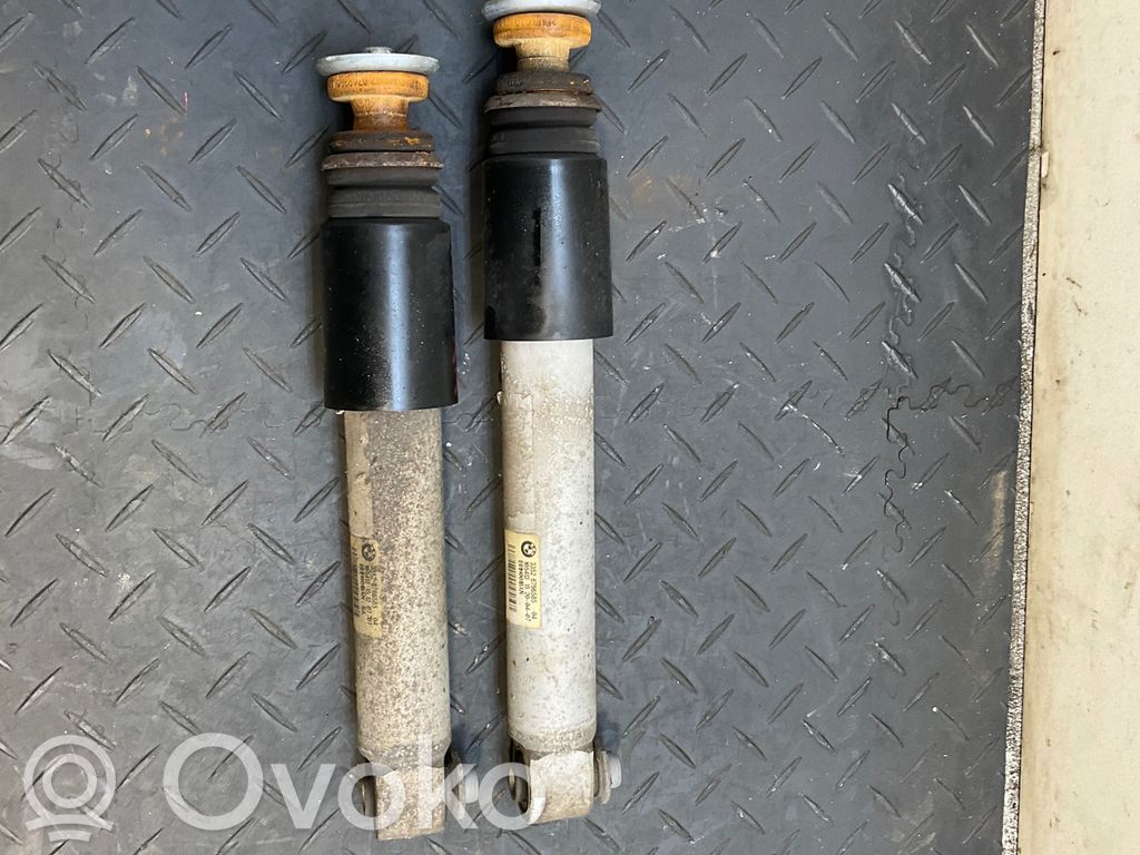 BMW 5 E60 E61 Aizmugurē amortizators 