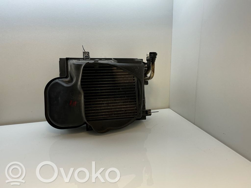 BMW X5 E70 Engine oil radiator 