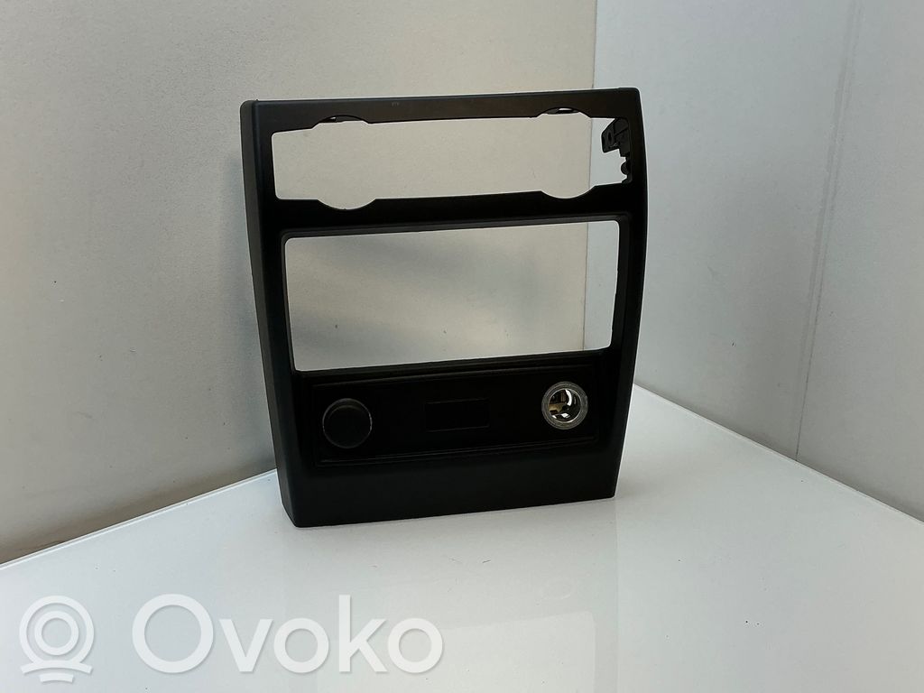 BMW X5 E70 Console centrale arrière, garniture d'allume-cigare/cendrier 