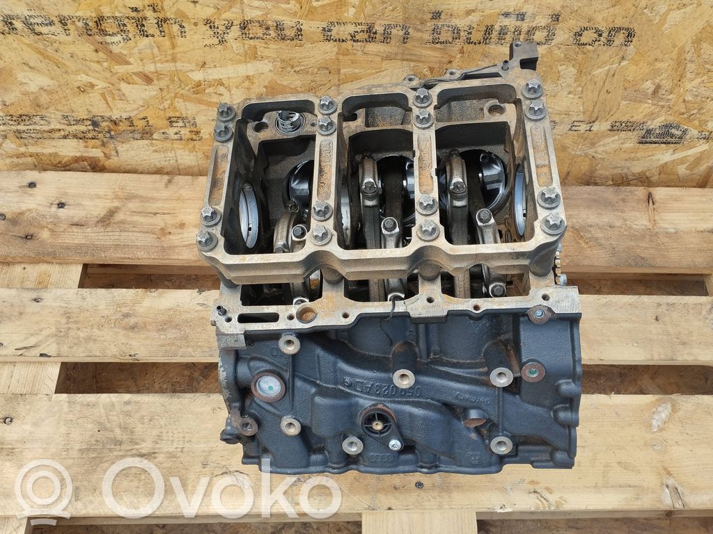 Bloque de motor   059023AD
