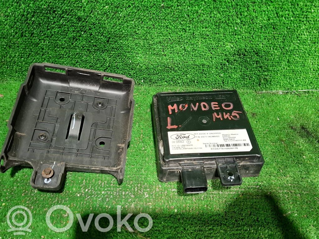 Sensor de radar Distronic   DS7T14C689EC