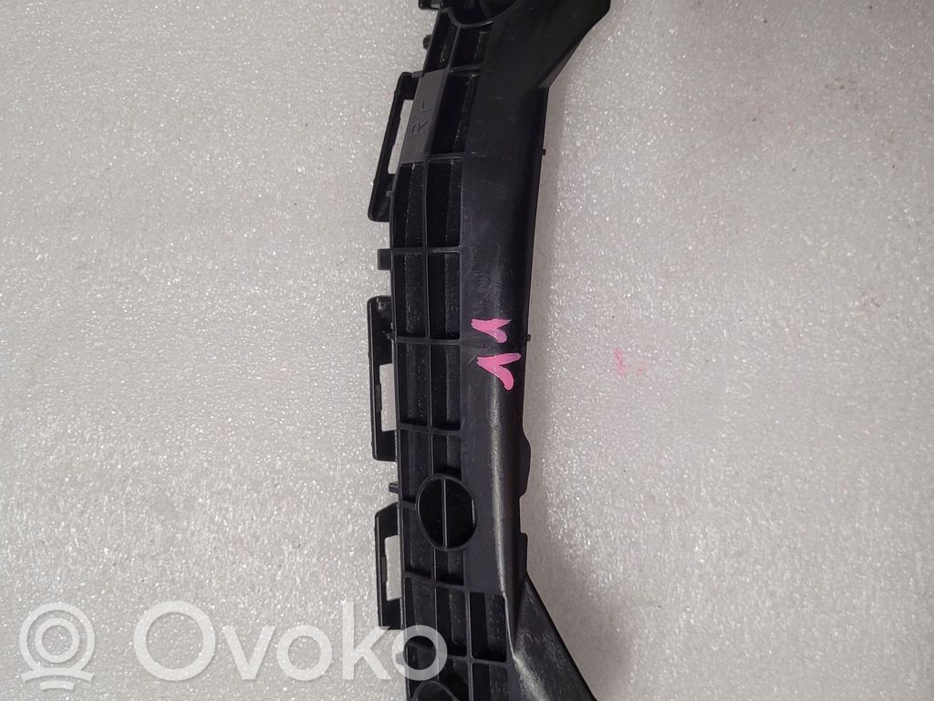 Toyota Yaris Uchwyt / Mocowanie zderzaka tylnego 