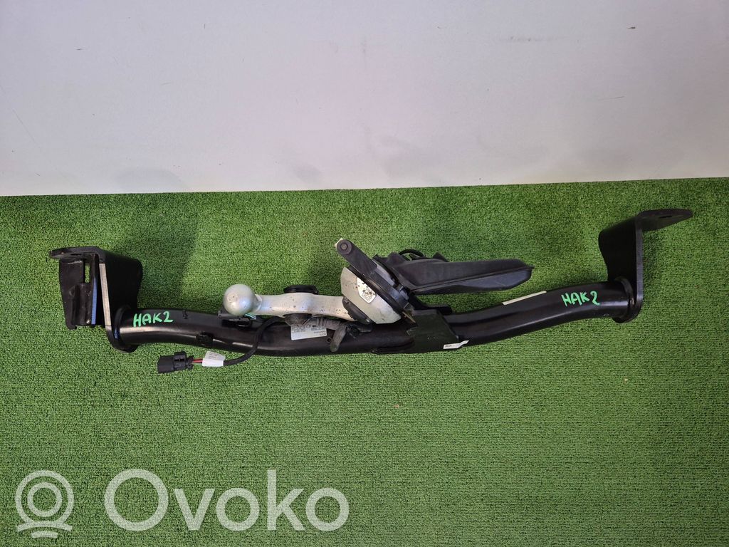 BMW 2 Active Tourer U06 Balkis tvirtinimo 