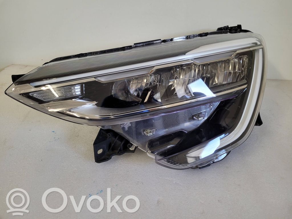 Lampa przednia   260602566R