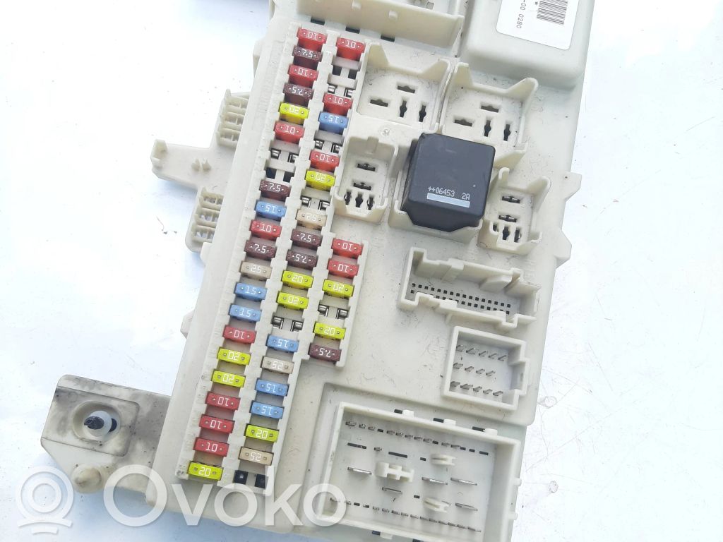Fuse module   4M5T14A073DJ,519100804,00037217