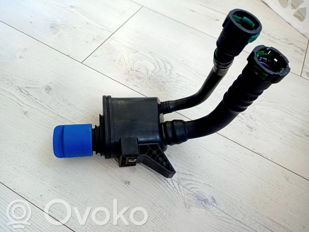 Volkswagen Caddy Wąż / Przwód płynu AdBlue 