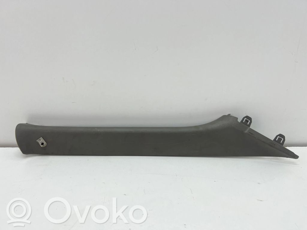 Renault Master III Osłona słupka szyby przedniej / A 