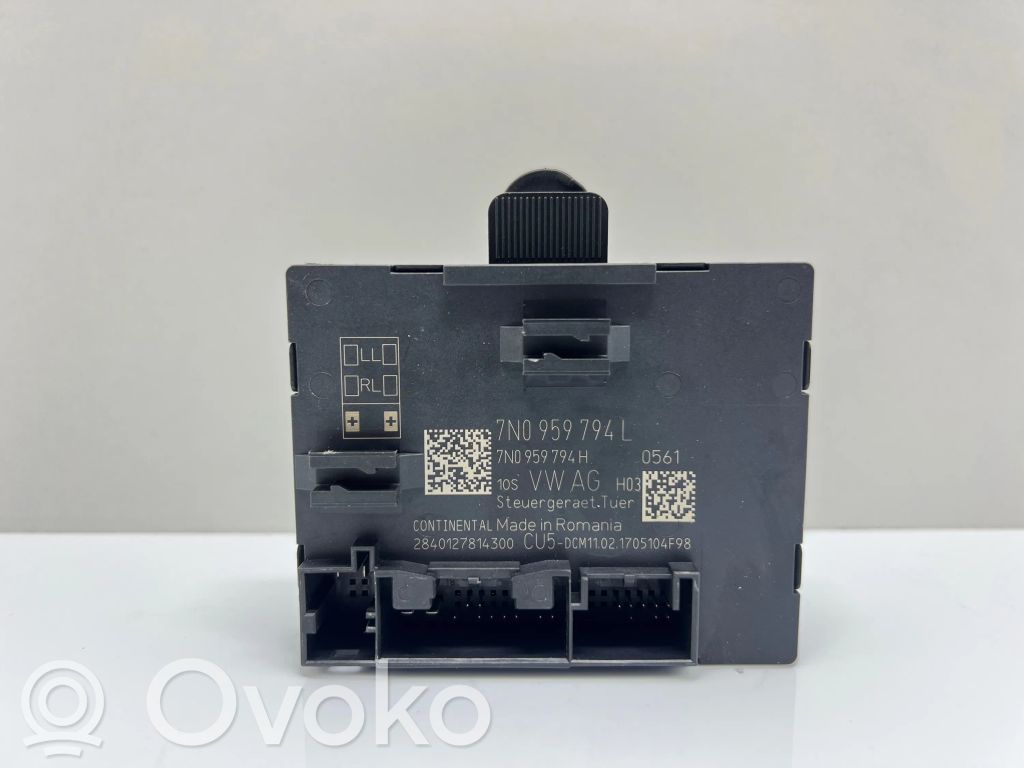 Seat Alhambra (Mk2) Door control unit/module 