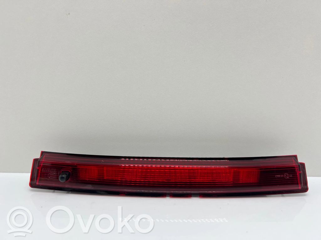 Nissan Micra K14 Papildomas stop žibintas 