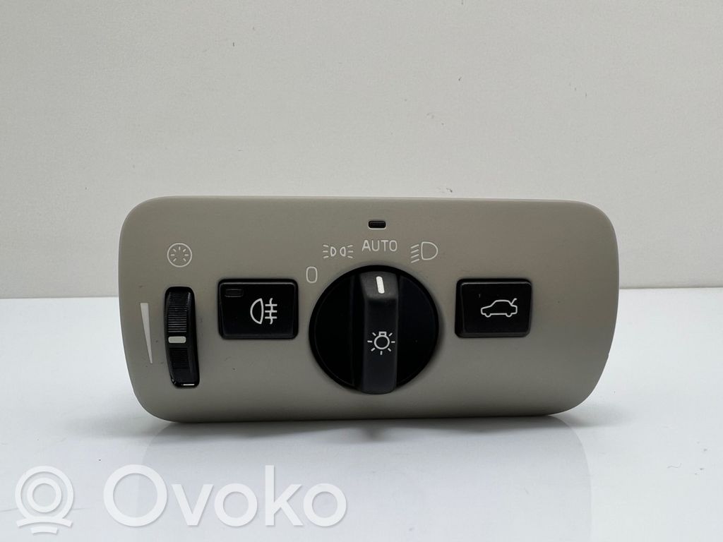 Volvo V40 Light switch 