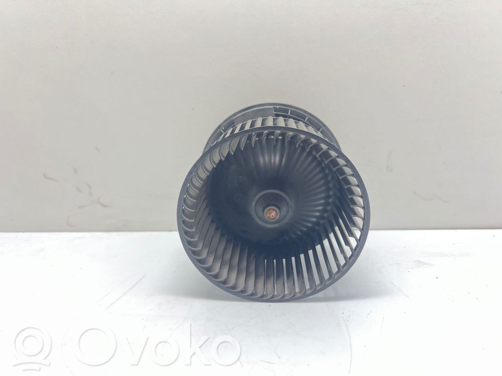 BMW 5 G30 G31 G38 Wentylator nawiewu / Dmuchawa 