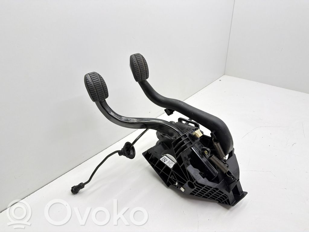 BMW 1 F40 Pedal del acelerador 