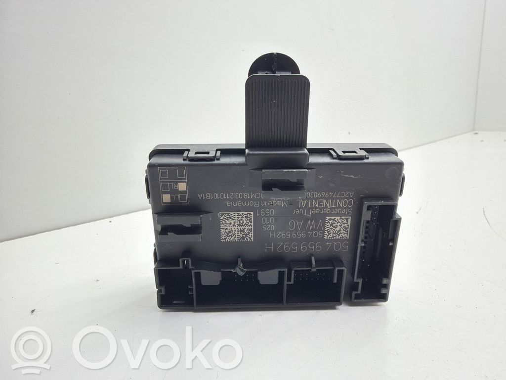Skoda Octavia Mk4 Door control unit/module 