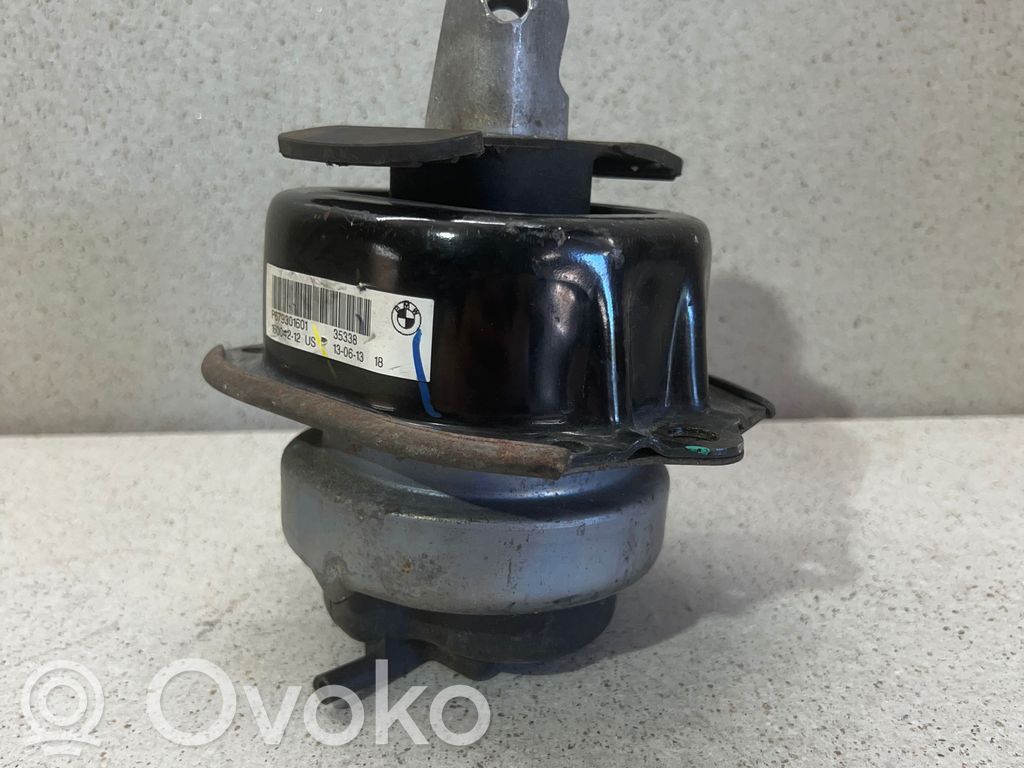 BMW X5 E70 Engine mount bracket 