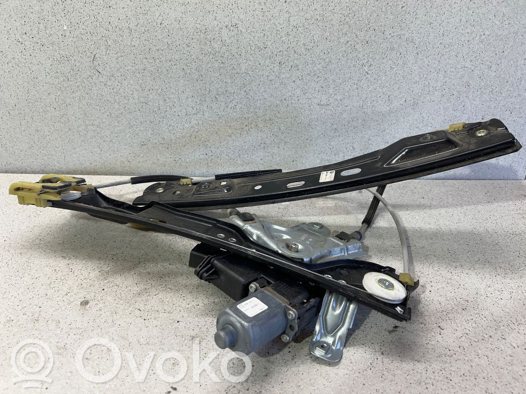 Opel Insignia A Front door window regulator with motor 