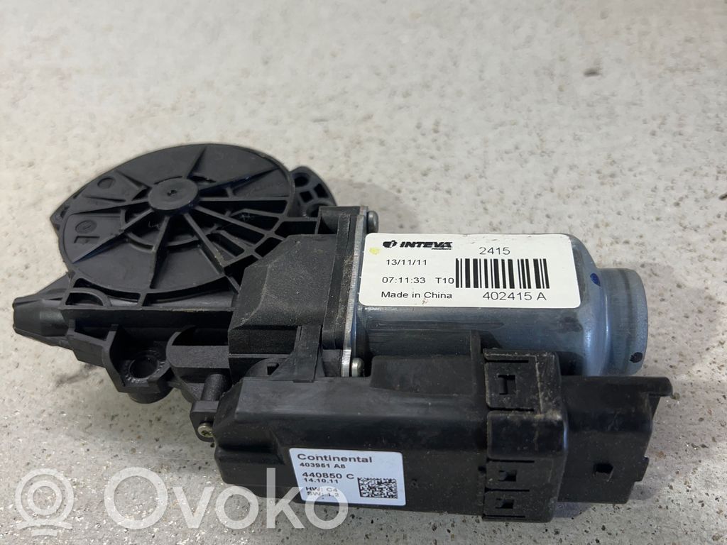 KIA Optima Motor del regulador de la ventanilla de la puerta delantera 