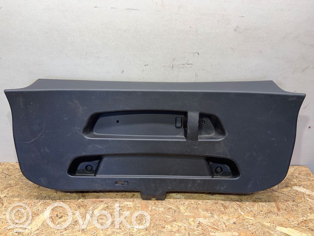 BMW X1 E84 Tailgate trim 