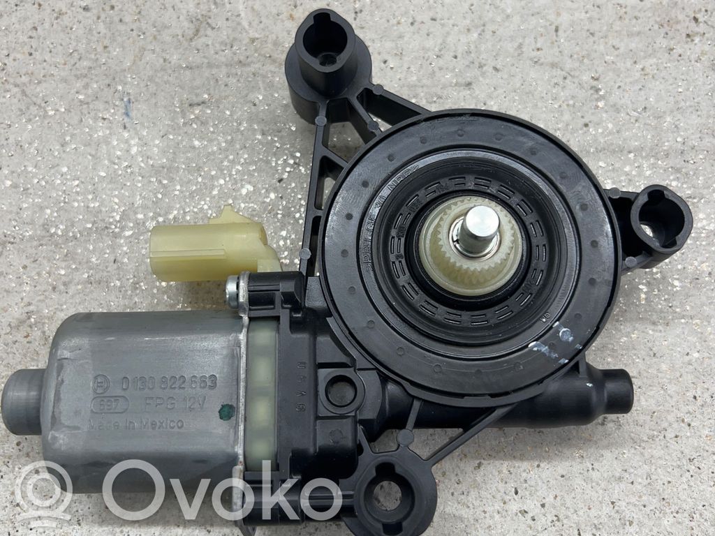 Silniczek podnoszenia szyby drzwi tylnych   0130822663
